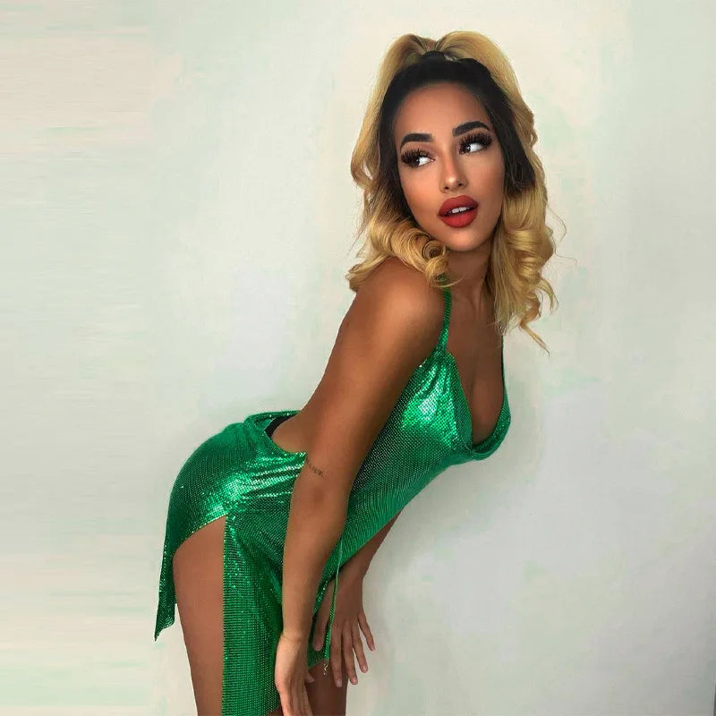 Robe courte élégante et sexy pour femme — Col noué, dos nu, décolleté orné de sequins — Robe de soirée, fête, danse
🚚 Livraison rapide en 8 à 12 jours ouvrés depuis la France FelizShop
