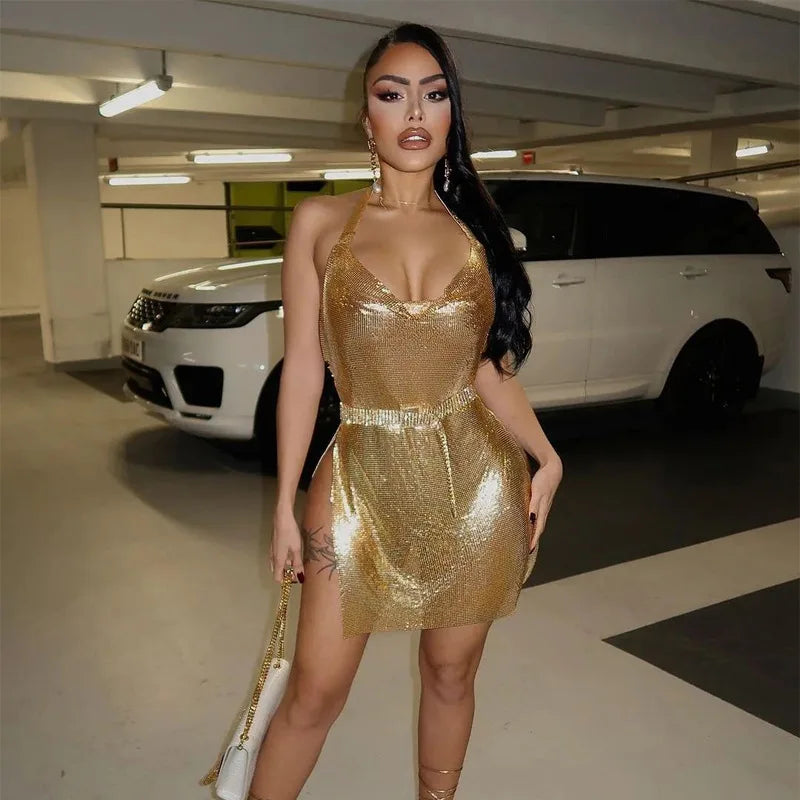 Robe courte élégante et sexy pour femme — Col noué, dos nu, décolleté orné de sequins — Robe de soirée, fête, danse
🚚 Livraison rapide en 8 à 12 jours ouvrés depuis la France FelizShop