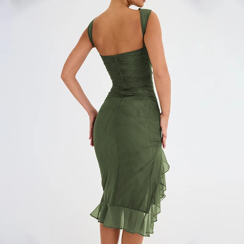 Robe Midi Femme Élégante – Volants & Fronces | Dos Nu & Sans Manches
Tailles : S à XL
Longueur : midi (environ 110 cm)
Matière : tissu fluide et léger, agréable pour l’été
Style : dos nu, sans manches, coupe irré FelizShop