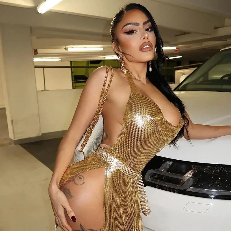 Robe courte élégante et sexy pour femme — Col noué, dos nu, décolleté orné de sequins — Robe de soirée, fête, danse
🚚 Livraison rapide en 8 à 12 jours ouvrés depuis la France FelizShop