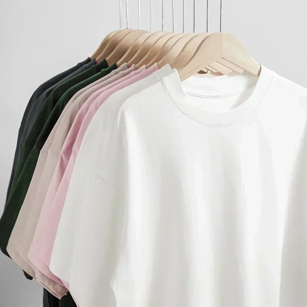 T-shirt Oversize Unisexe – Été 2025 | Design Tendance & Coupe Loose
Tailles : S à XXL – coupe ample (style oversize)
Matière : coton doux premium, respirant et léger
Style : unisexe, streetwear, casual chic
Saison : FelizShop