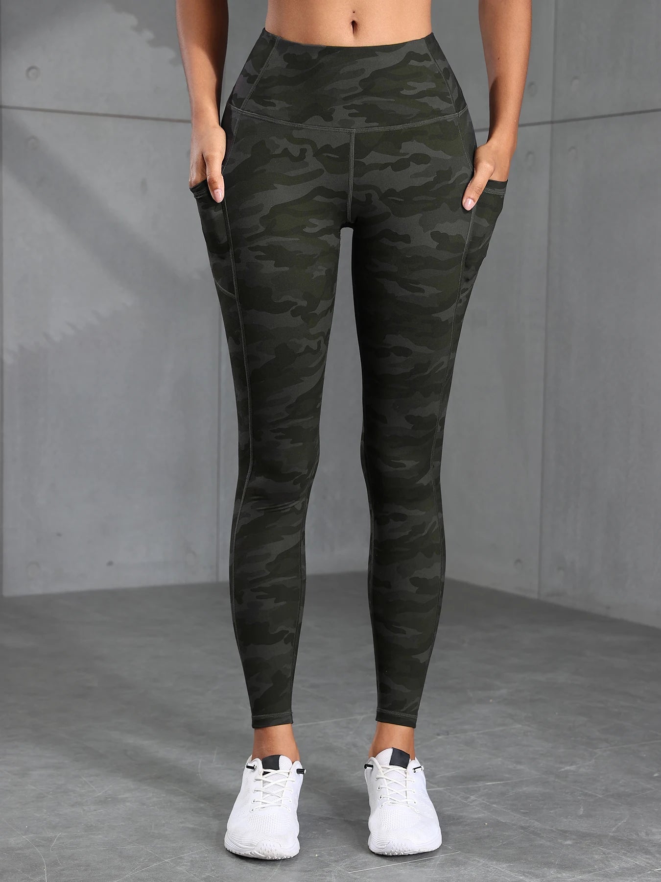 Leggings Femme Camouflage – Taille Haute avec Poche | Squat-Proof & Résistant
Tailles : S à XL
Matière : tissu stretch, résistant et opaque (squat-proof)
Coupe : taille haute, ajustée
Utilisation : running, fitness, yo FelizShop