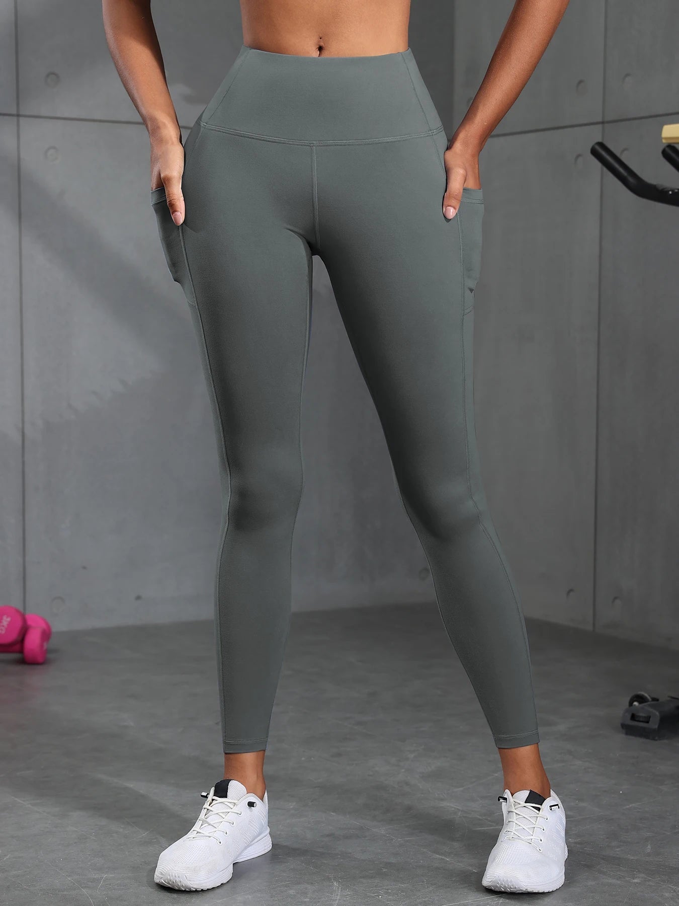 Leggings Femme Camouflage – Taille Haute avec Poche | Squat-Proof & Résistant
Tailles : S à XL
Matière : tissu stretch, résistant et opaque (squat-proof)
Coupe : taille haute, ajustée
Utilisation : running, fitness, yo FelizShop