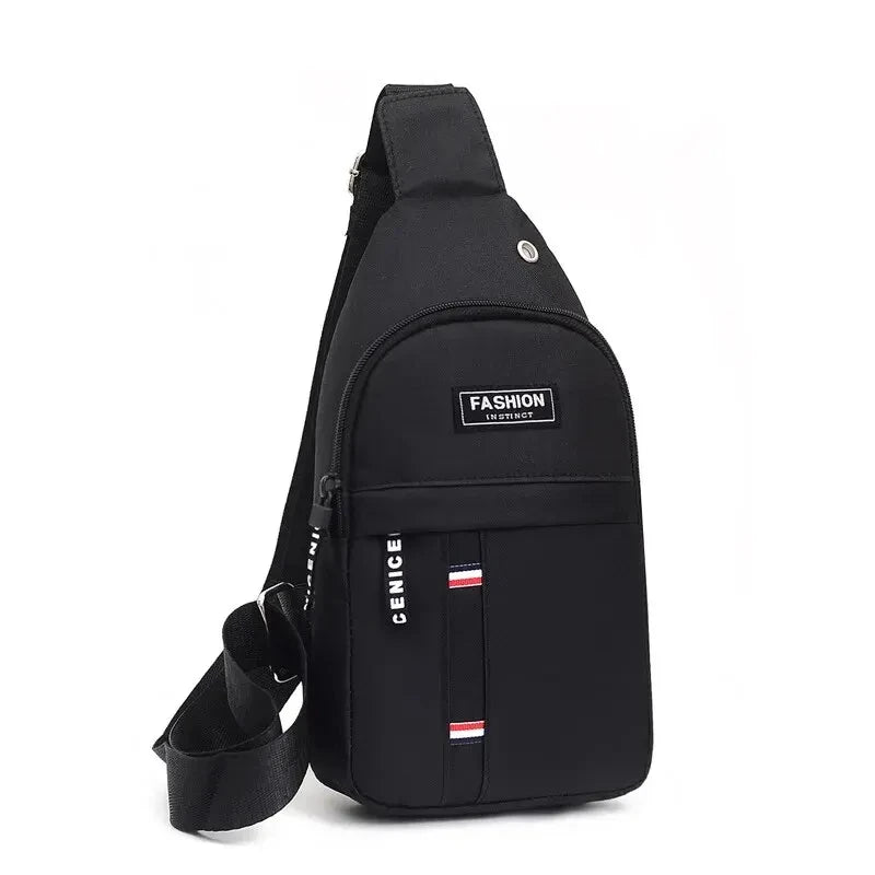 Banane Homme Imperméable – Grande Capacité & Sangle Ajustable
env. 30 cm (L) x 15 cm (H) x 10 cm (P)
Matériaux : tissu Oxford imperméable + fermetures éclair renforcées
Capacité : plusieurs poches zippées pour té FelizShop