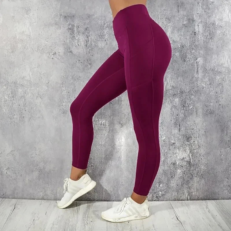 Leggings Fitness Femme – Taille Haute avec Poche | Gainant & Stretch
Tailles : S à XL
Matière : tissu stretch haute performance, doux et respirant
Coupe : taille haute, skinny, effet push-up pour galber les fesses
Utilisa FelizShop