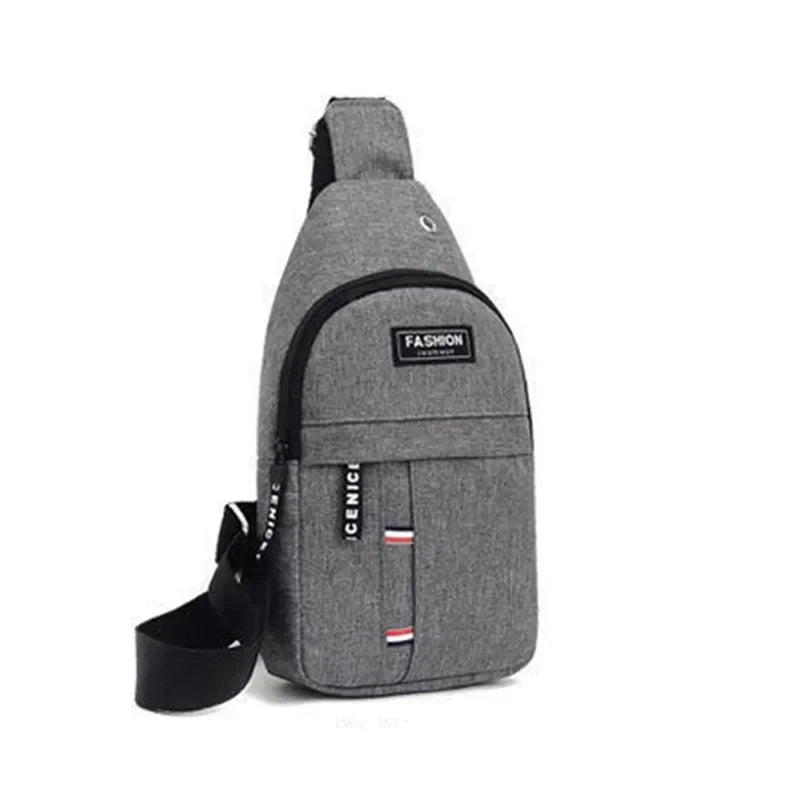 Banane Homme Imperméable – Grande Capacité & Sangle Ajustable
env. 30 cm (L) x 15 cm (H) x 10 cm (P)
Matériaux : tissu Oxford imperméable + fermetures éclair renforcées
Capacité : plusieurs poches zippées pour té FelizShop