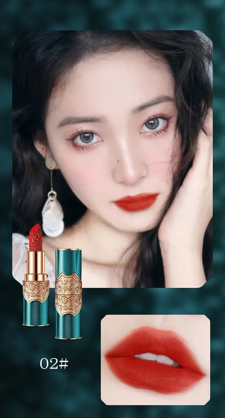 Rouge à Lèvres Gravé Rétro – Rouge Chinois Velours Mat | Waterproof, Non-Transfert & Édition Élégante🚚 Livraison rapide FelizShop