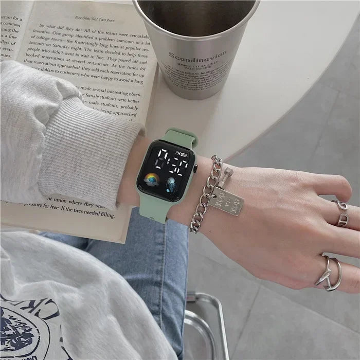 Montre sport LED tendance — Montre digitale homme rose, bracelet en silicone, style casual — Montre femme électronique🚚 Livraison rapide en 8 à 12 jours ouvrés depuis la France FelizShop
