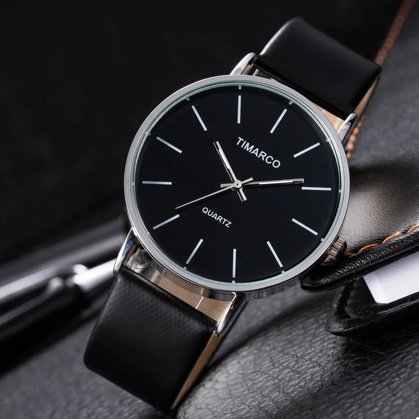 Montre Femme Élégante – Style Minimaliste & Bracelet Cuir – Mouvement Quartz🚚 Livraison rapide en 8 à 12 jours ouvrés depuis la France FelizShop