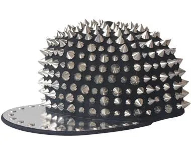 Casquette Homme Punk Rock – Snapback Cloutée Style Hip-Hop FelizShop