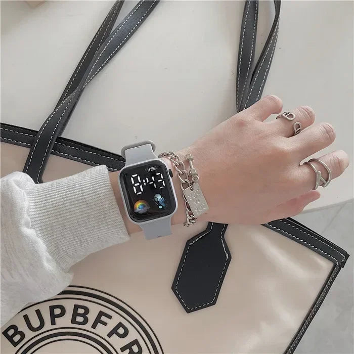 Montre sport LED tendance — Montre digitale homme rose, bracelet en silicone, style casual — Montre femme électronique🚚 Livraison rapide en 8 à 12 jours ouvrés depuis la France FelizShop