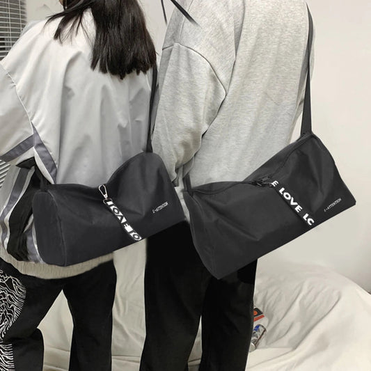Sac de sport homme & femme — Sac étanche grande capacité, compartiment séparé pour chaussures — Sac fitness, sac à dos de sport et de voyage

🚚 Livraison rapide en 8 à 12 jours ouvrés depuis la France FelizShop