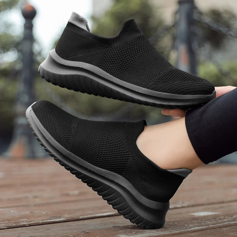Baskets Montantes Unisexes 2023 – Sneakers Classiques en Toile Blanche | Confort, Style & Durabilité (35-44) 35 à 44🚚 Livraison rapide en 8 à 12 jours ouvrés depuis la France FelizShop