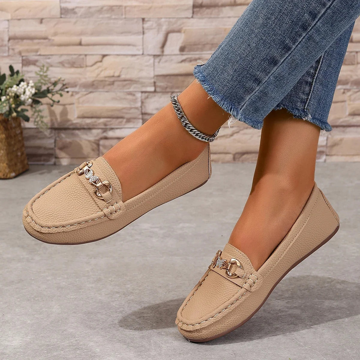 Chaussures Mary Jane Femme – Slip-On Décontractées – Ballerines Confortables à Bout Rond – Semelle Souple – Printemps/Automne 2025
🚚Livraison gratuite rapide et sécurisé FR - FelizShop