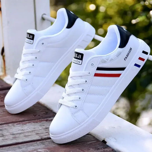 Baskets Décontractées Homme – Chaussures Plates en Similicuir Respirant, Légères et Confortables, Style Sport Chic, Coloris Blanc
🚚 Livraison rapide en 8 à 12 jours ouvrés depuis la France FelizShop