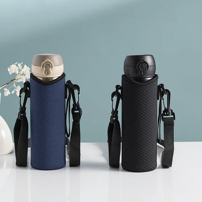 Housse isotherme en néoprène avec sangle — Étui portable pour bouteille d’eau 500 ml — Accessoire camping et sac à gourde sous vide
🚚 Livraison rapide en 8 à 12 jours ouvrés depuis la France FelizShop