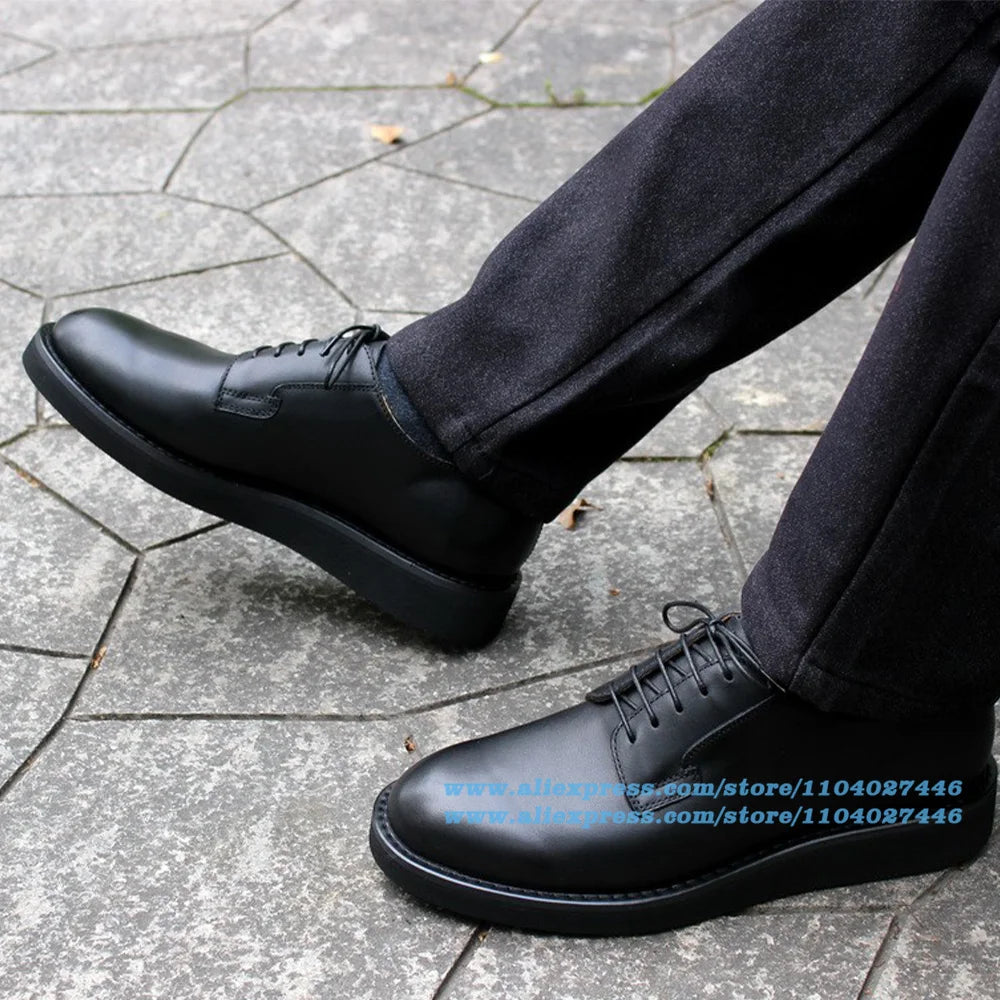 Chaussures Habillées Homme à Semelle Épaisse – Richelieus en Cuir à Lacets, Résistantes et Stylées, Fait Main, Look Tendance & Haut de Gamme
🚚 Livraison rapide en 8 à 12 jours ouvrés depuis la France FelizShop