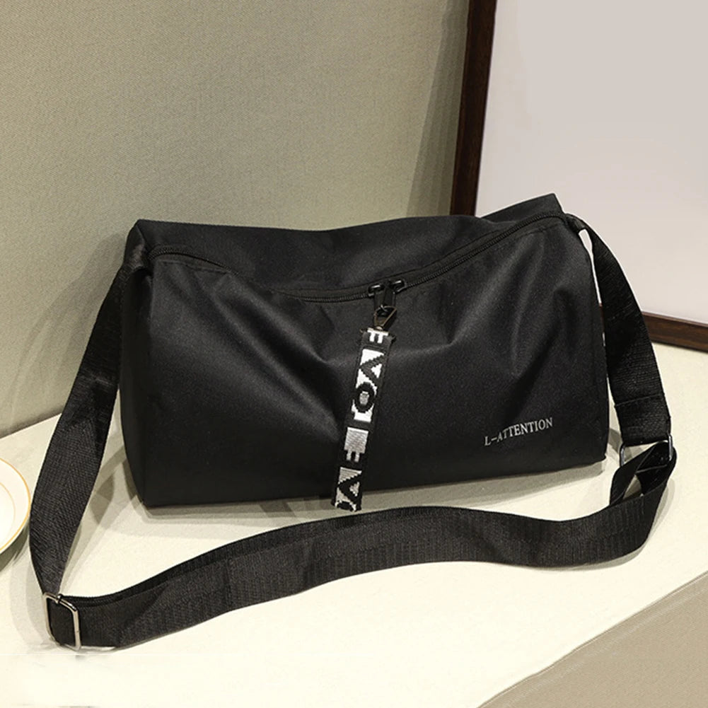Sac de sport homme & femme — Sac étanche grande capacité, compartiment séparé pour chaussures — Sac fitness, sac à dos de sport et de voyage

🚚 Livraison rapide en 8 à 12 jours ouvrés depuis la France FelizShop