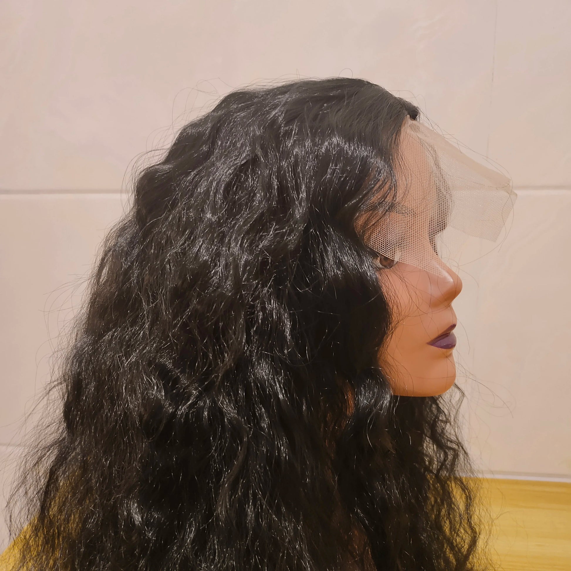 Perruque Synthétique Lisse 13x4 – Sans Colle, Pré-Coiffée, Résistante à la Chaleur | Volume 180%, Style Élégant et Naturel
🚚Livraison gratuite rapide et sécurisé FR FelizShop
