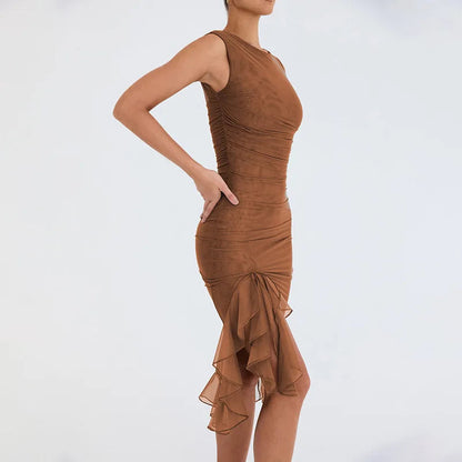 Robe Midi Femme Élégante – Volants & Fronces | Dos Nu & Sans Manches
Tailles : S à XL
Longueur : midi (environ 110 cm)
Matière : tissu fluide et léger, agréable pour l’été
Style : dos nu, sans manches, coupe irré FelizShop