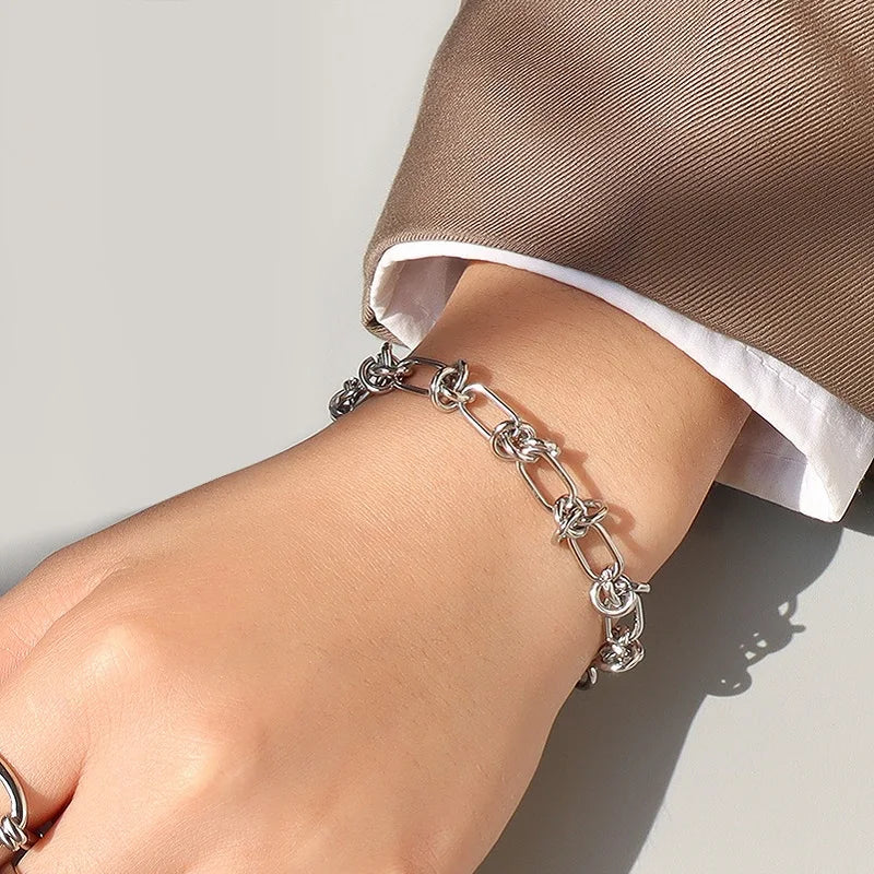 Bracelet Chaîne Cubaine en Acier Inoxydable 316L – Style Figaro Unisexe – Bijou Vintage & Tendance🚚 Livraison rapide en 8 à 12 jours ouvrés depuis la France FelizShop