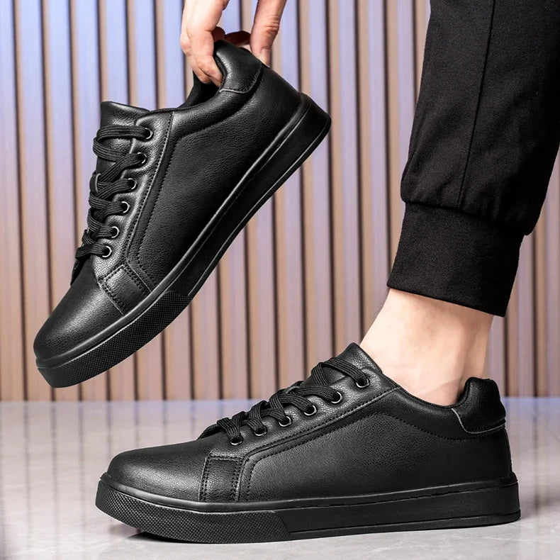 Baskets Homme 2025 – Chaussures Décontractées Légères et Confortables, Sneakers de Marche & Skate, Tendance Mode Extérieure
🚚 Livraison rapide en 8 à 12 jours ouvrés depuis la France FelizShop