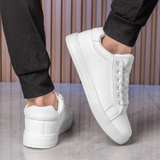 Baskets Homme 2025 – Chaussures Décontractées Légères et Confortables, Sneakers de Marche & Skate, Tendance Mode Extérieure
🚚 Livraison rapide en 8 à 12 jours ouvrés depuis la France FelizShop