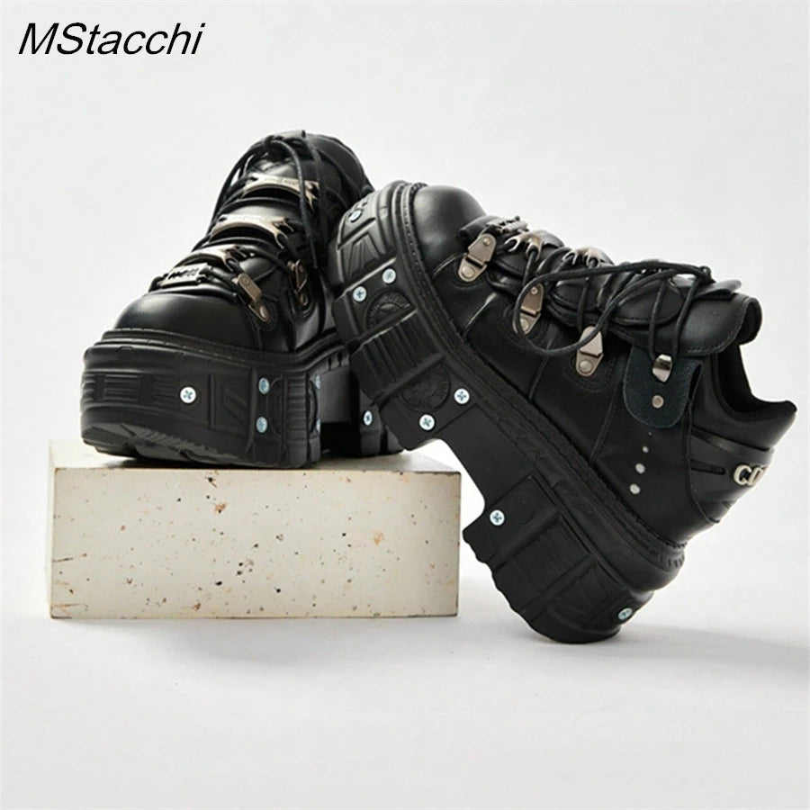 Bottines Gothiques Femme 2025 – Chaussures Noires Punk à Plateforme avec Détails Métal | Sneakers Rock Unisexes à Lacets
🚚 Livraison rapide en 8 à 12 jours ouvrés depuis la France FelizShop