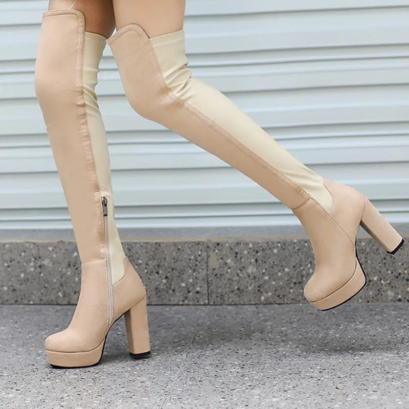 Cuissardes femme en suédine extensible – Talons hauts plateforme épais – Bottes slim au-dessus du genou – Automne / Hiver élégance & confort
🚚Livraison gratuite rapide et sécurisé FR FelizShop