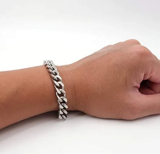 Bracelet Chaîne Cubaine en Acier Inoxydable 316L – Style Figaro Unisexe – Bijou Vintage & Tendance🚚 Livraison rapide en 8 à 12 jours ouvrés depuis la France FelizShop