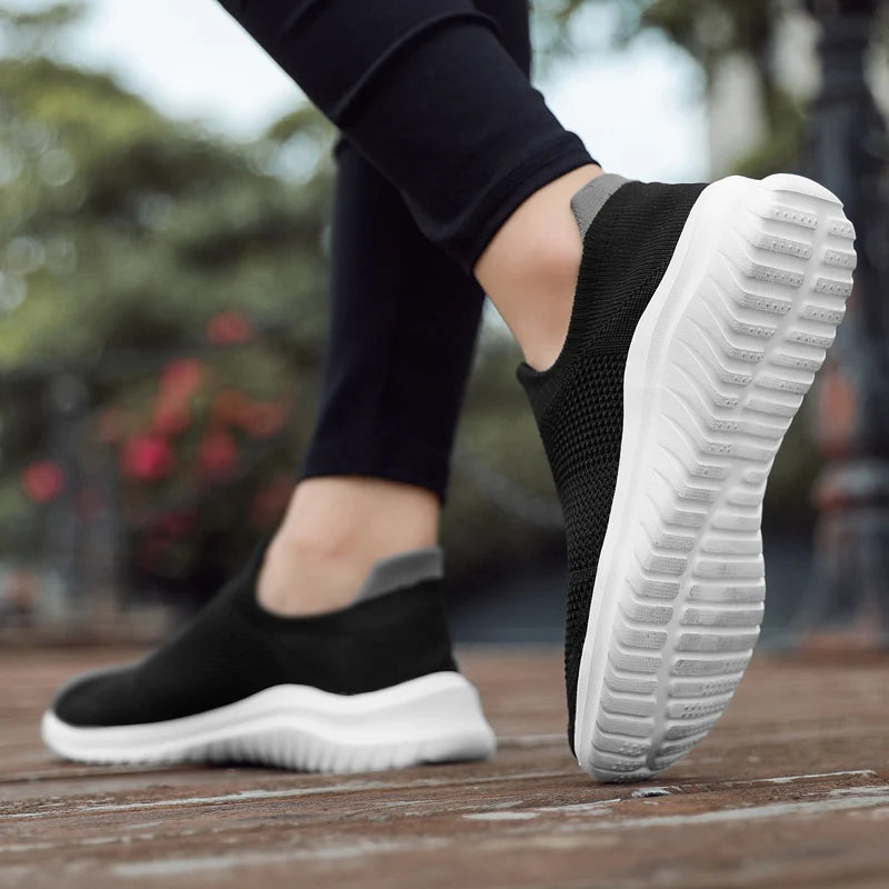 Baskets Montantes Unisexes 2023 – Sneakers Classiques en Toile Blanche | Confort, Style & Durabilité (35-44) 35 à 44🚚 Livraison rapide en 8 à 12 jours ouvrés depuis la France FelizShop
