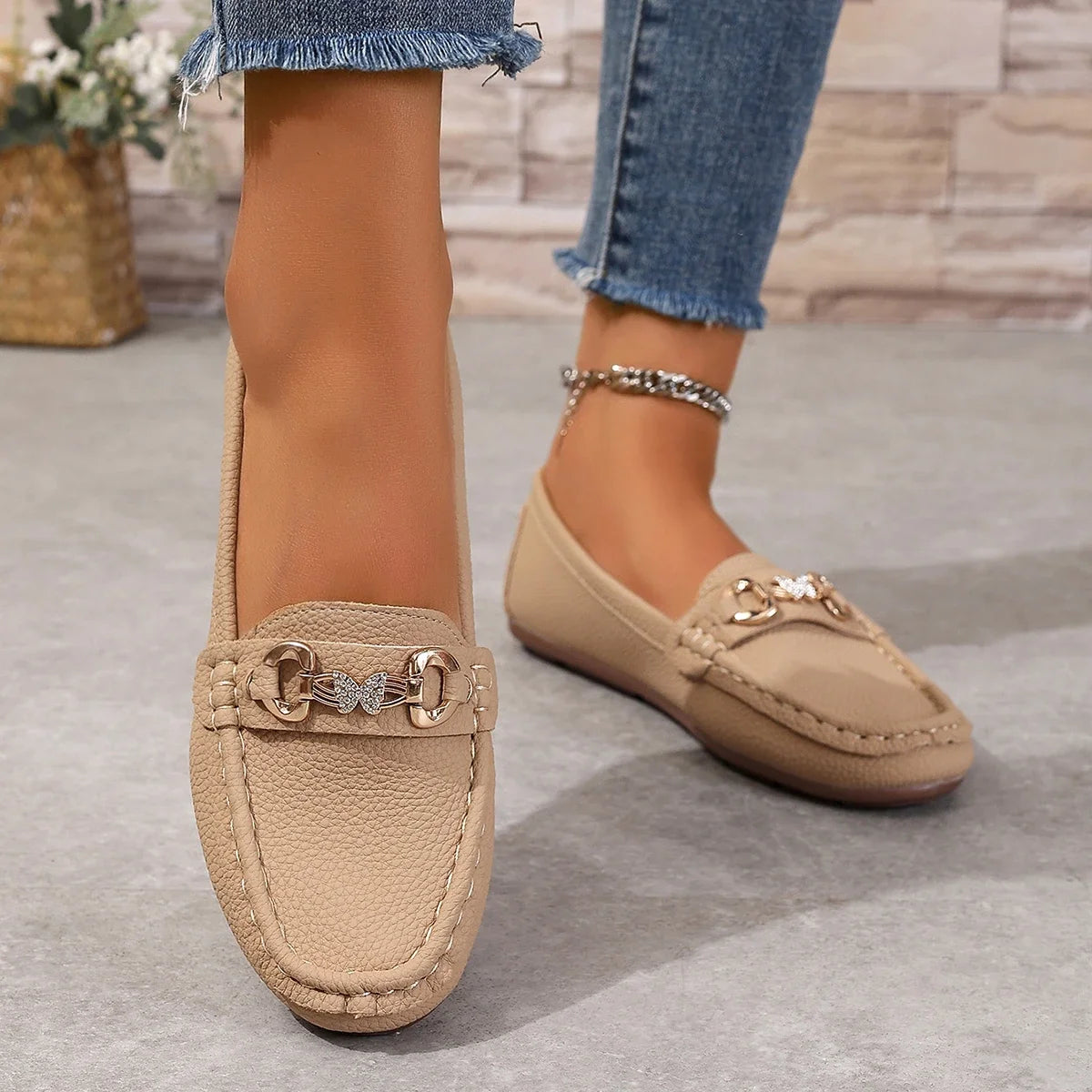 Chaussures Mary Jane Femme – Slip-On Décontractées – Ballerines Confortables à Bout Rond – Semelle Souple – Printemps/Automne 2025
🚚Livraison gratuite rapide et sécurisé FR - FelizShop