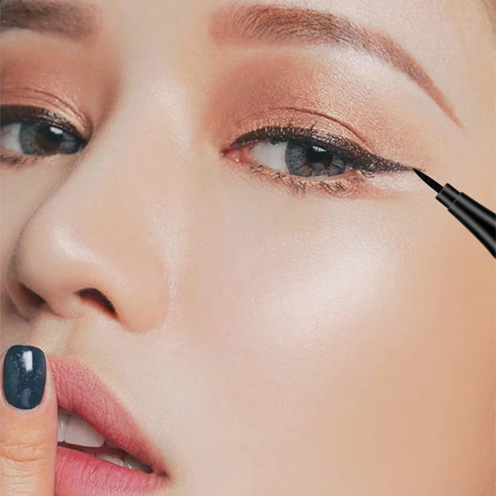 Eyeliner Liquide Waterproof – Noir & Brun | Séchage Rapide, Effet Lying Silkworm pour Regard Agrandi🚚 Livraison rapide FelizShop