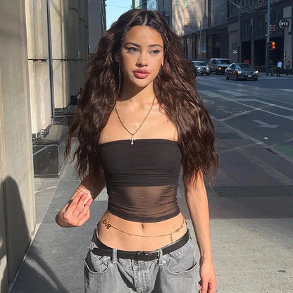 Crop Top Corset Mesh Noir Femme – Patchwork & Tube Top Sexy
Tailles : S à L
Matière : mesh léger, patchwork de tissus
Style : bustier tube, sans manches, épaules dénudées, coupe slim
Saison : été, streetwear
🚚 Li FelizShop