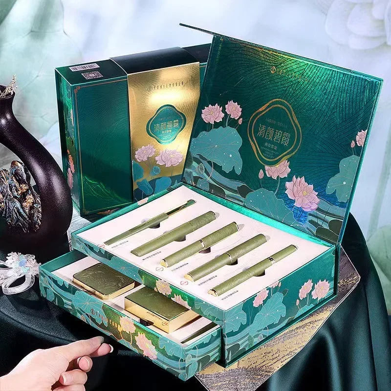 Coffret Maquillage Noël – Set Cadeau Beauté Complet | BB Cream, Rouge à Lèvres, Fards, Eyeliner, Crayon Sourcils🚚 Livraison rapide FelizShop
