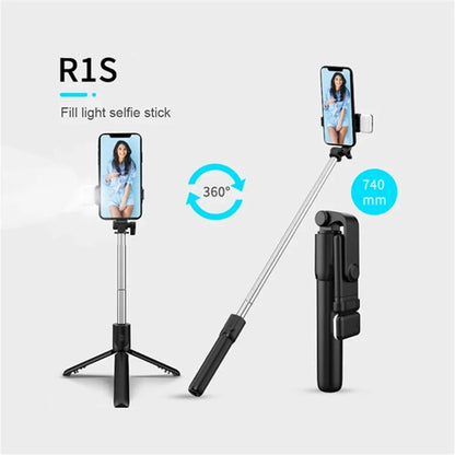 Perche à Selfie Bluetooth Portable avec Trépied – Télécommande Sans Fil, Lumière d’Appoint, Support Téléphone Rétractable et Extensible 🚚 Livraison rapide en 8 à 12 jours ouvrés depuis la France ou nos entrep FelizShop