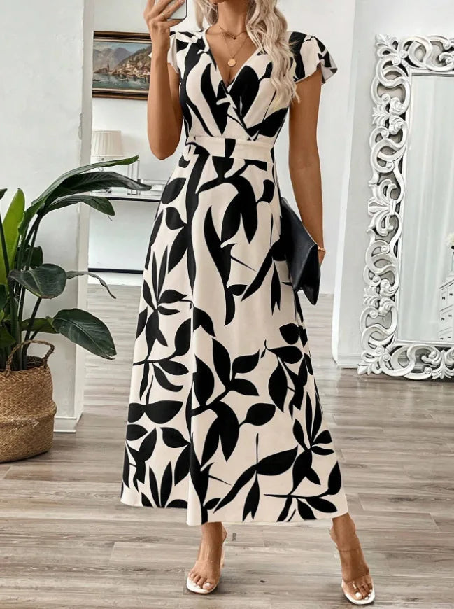 Robe Longue d’Été Femme 2025 – Imprimé Mode & Élégante
Tailles : S à XL
Longueur : longue (environ 130-140 cm)
Matière : tissu léger et fluide, idéal pour l’été
Style : imprimés tendance, parfaite pour fête FelizShop