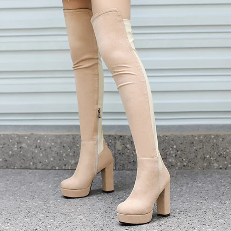 Cuissardes femme en suédine extensible – Talons hauts plateforme épais – Bottes slim au-dessus du genou – Automne / Hiver élégance & confort
🚚Livraison gratuite rapide et sécurisé FR FelizShop
