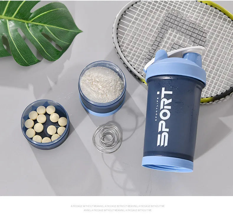 Gourde de sport 500 ml à 3 compartiments — Shaker à protéines, bouteille portable pour extérieur et voyage, anti-fuite, plastique sans BPA
🚚 Livraison rapide en 8 à 12 jours ouvrés depuis la France FelizShop