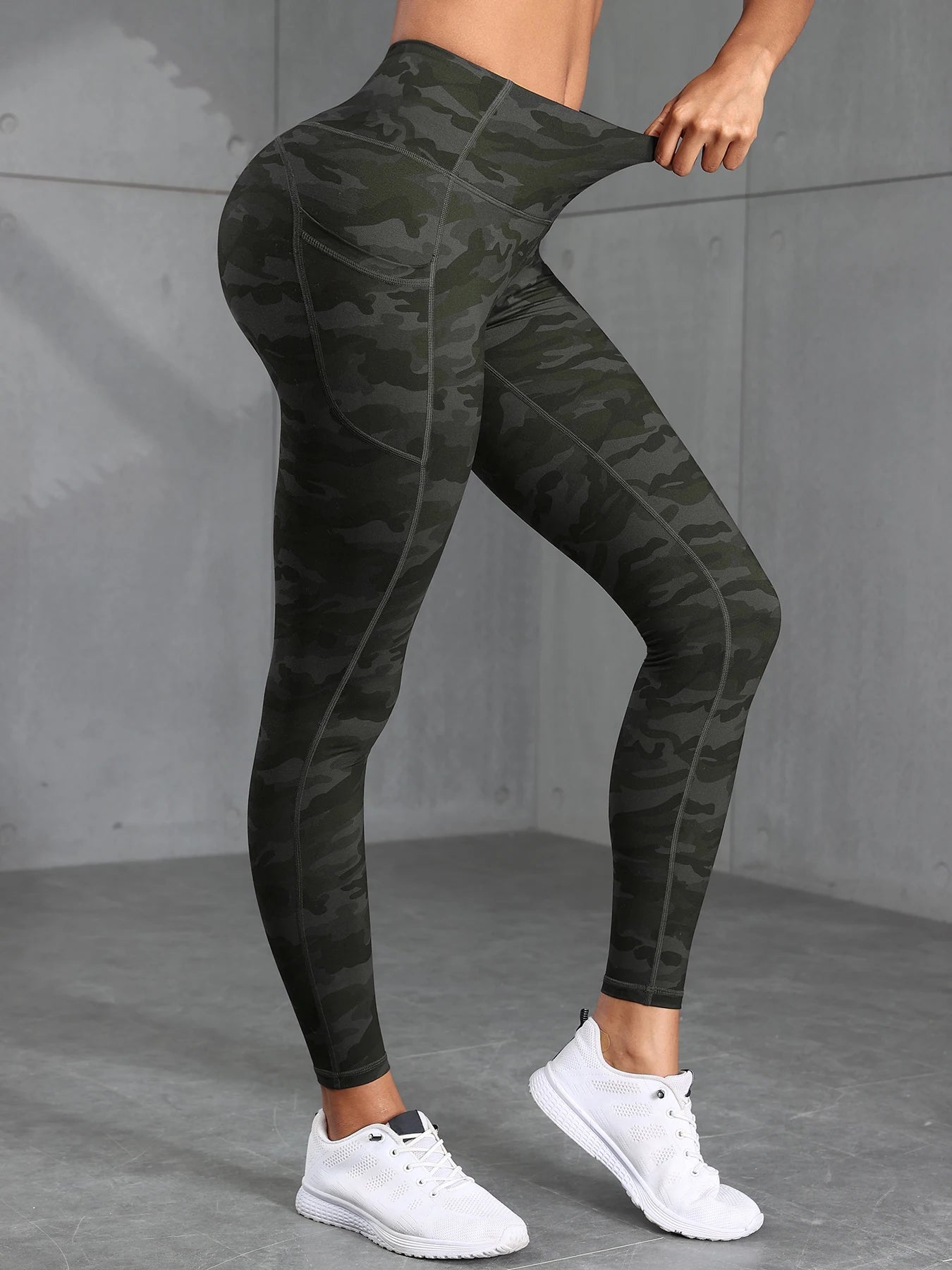 Leggings Femme Camouflage – Taille Haute avec Poche | Squat-Proof & Résistant
Tailles : S à XL
Matière : tissu stretch, résistant et opaque (squat-proof)
Coupe : taille haute, ajustée
Utilisation : running, fitness, yo FelizShop