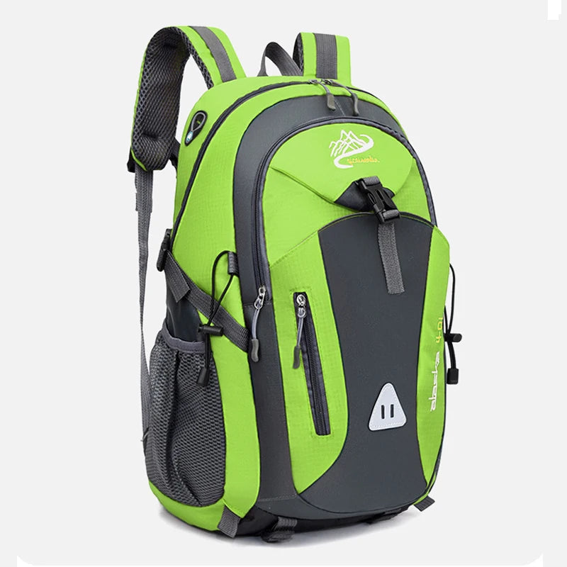 Sac à Dos de Randonnée Unisexe 2024 – Grande Capacité | Montagne & Outdoor
Dimensions : environ 50 x 30 x 20 cm
Capacité : grande capacité (environ 35-40L)
Matière : tissu résistant à l’eau et déchirures
Style : FelizShop