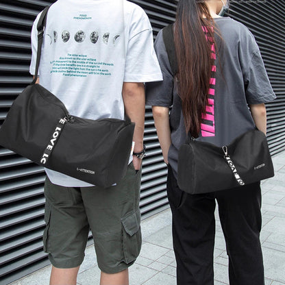 Sac de sport homme & femme — Sac étanche grande capacité, compartiment séparé pour chaussures — Sac fitness, sac à dos de sport et de voyage

🚚 Livraison rapide en 8 à 12 jours ouvrés depuis la France FelizShop