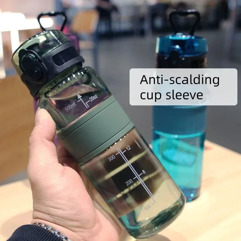 Gourde de sport 500 ml — Bouteille portable anti-fuite en plastique, avec filtre à thé — Pour voyage, salle de sport, fitness, extérieur — Gobelet transparent
🚚 Livraison rapide en 8 à 12 jours ouvrés depuis la FelizShop