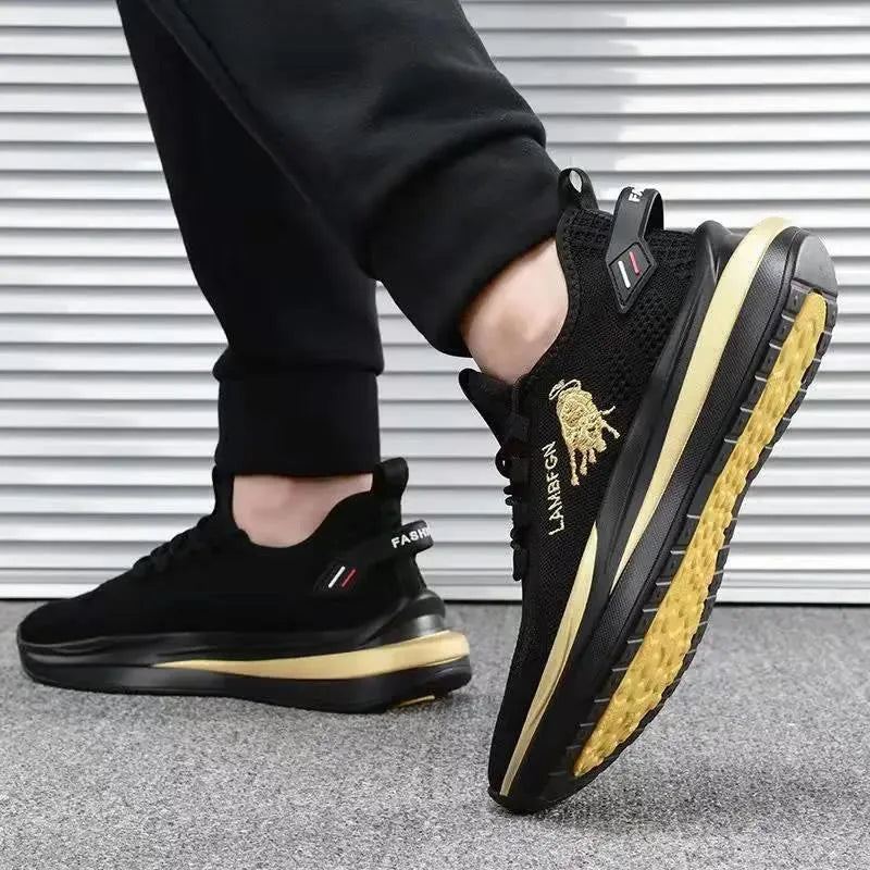 Baskets Homme Été 2025 – Sneakers Noires à Bout Rond | Chaussures Respirantes Tendance Printemps/Été
🚚 Livraison rapide en 8 à 12 jours ouvrés depuis la France FelizShop