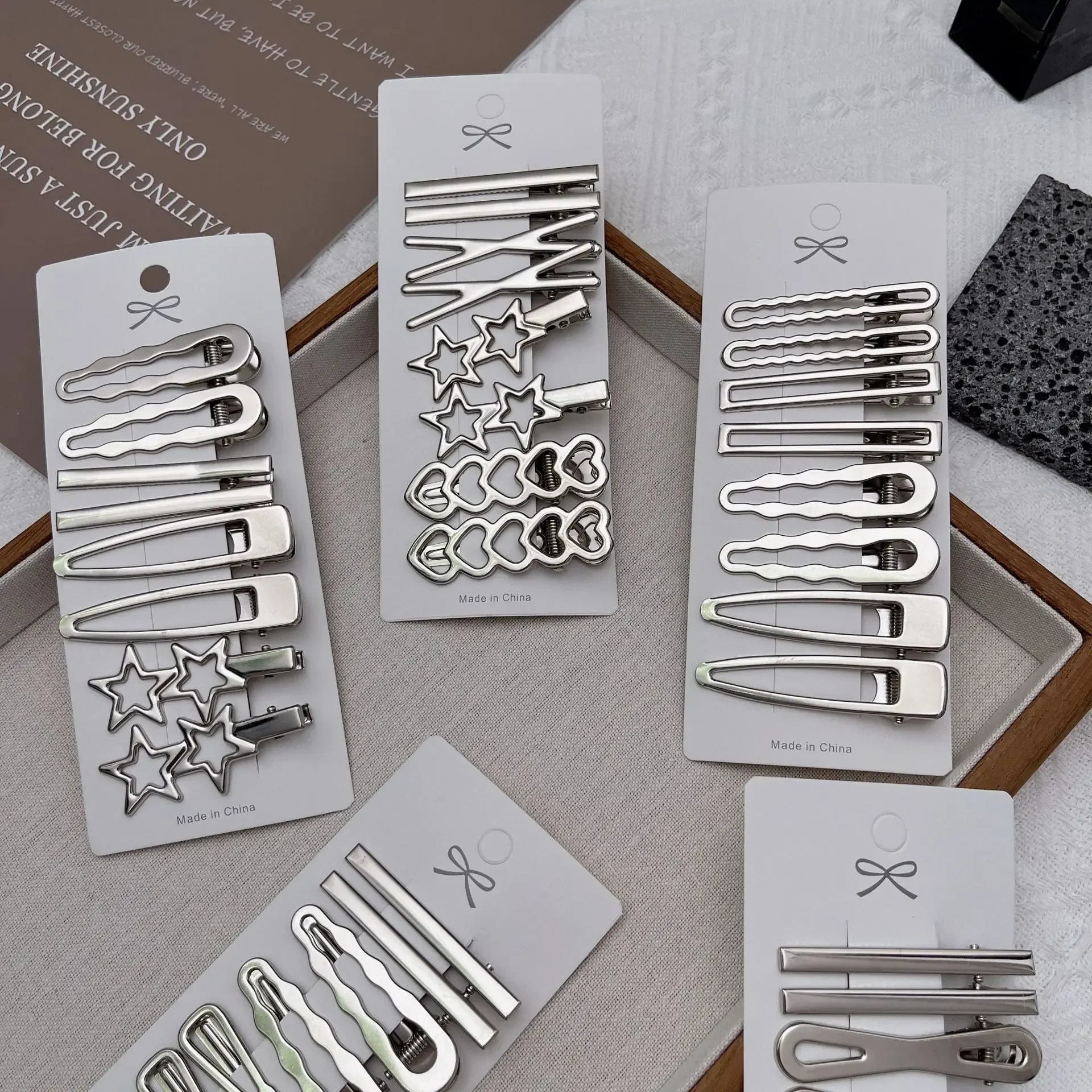 Lot de 8 Barrettes Cheveux Métal Argentées – Style Coréen & Géométrique FelizShop