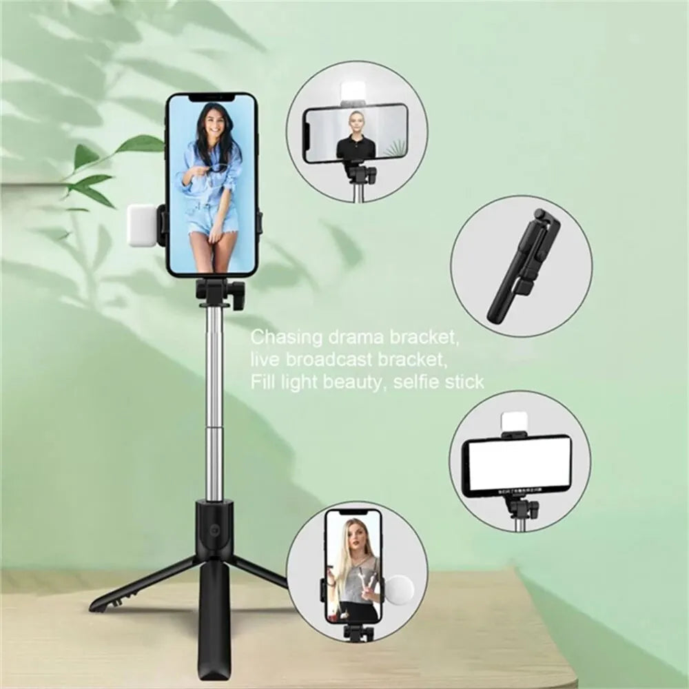 Perche à Selfie Bluetooth Portable avec Trépied – Télécommande Sans Fil, Lumière d’Appoint, Support Téléphone Rétractable et Extensible 🚚 Livraison rapide en 8 à 12 jours ouvrés depuis la France ou nos entrep FelizShop