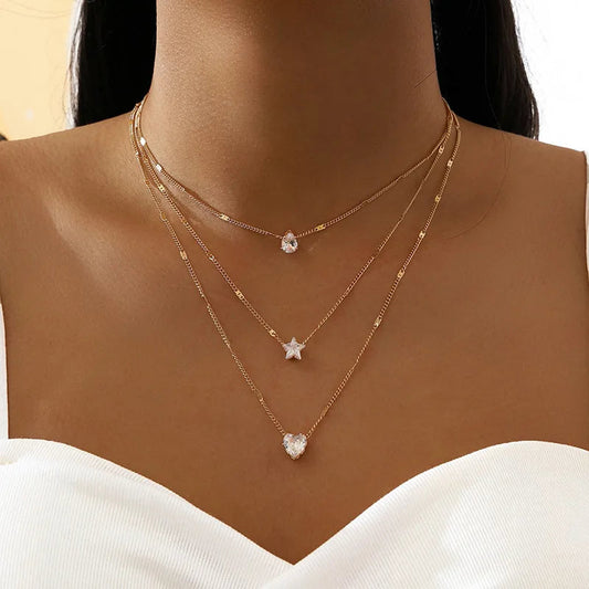 Collier pendentif tendance pour femme – Choker à chaînes multiples avec zircon brillant, bijou mode pour soirée, cadeau élégant.🚚 Livraison rapide en 8 à 12 jours ouvrés depuis la France FelizShop
