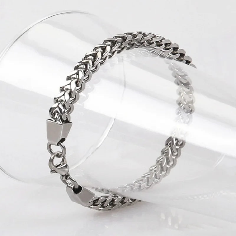 Bracelet Chaîne Cubaine en Acier Inoxydable 316L – Style Figaro Unisexe – Bijou Vintage & Tendance🚚 Livraison rapide en 8 à 12 jours ouvrés depuis la France FelizShop