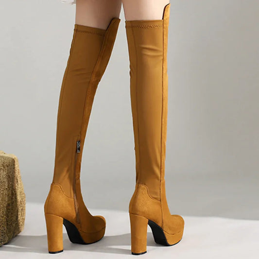Cuissardes femme en suédine extensible – Talons hauts plateforme épais – Bottes slim au-dessus du genou – Automne / Hiver élégance & confort
🚚Livraison gratuite rapide et sécurisé FR FelizShop