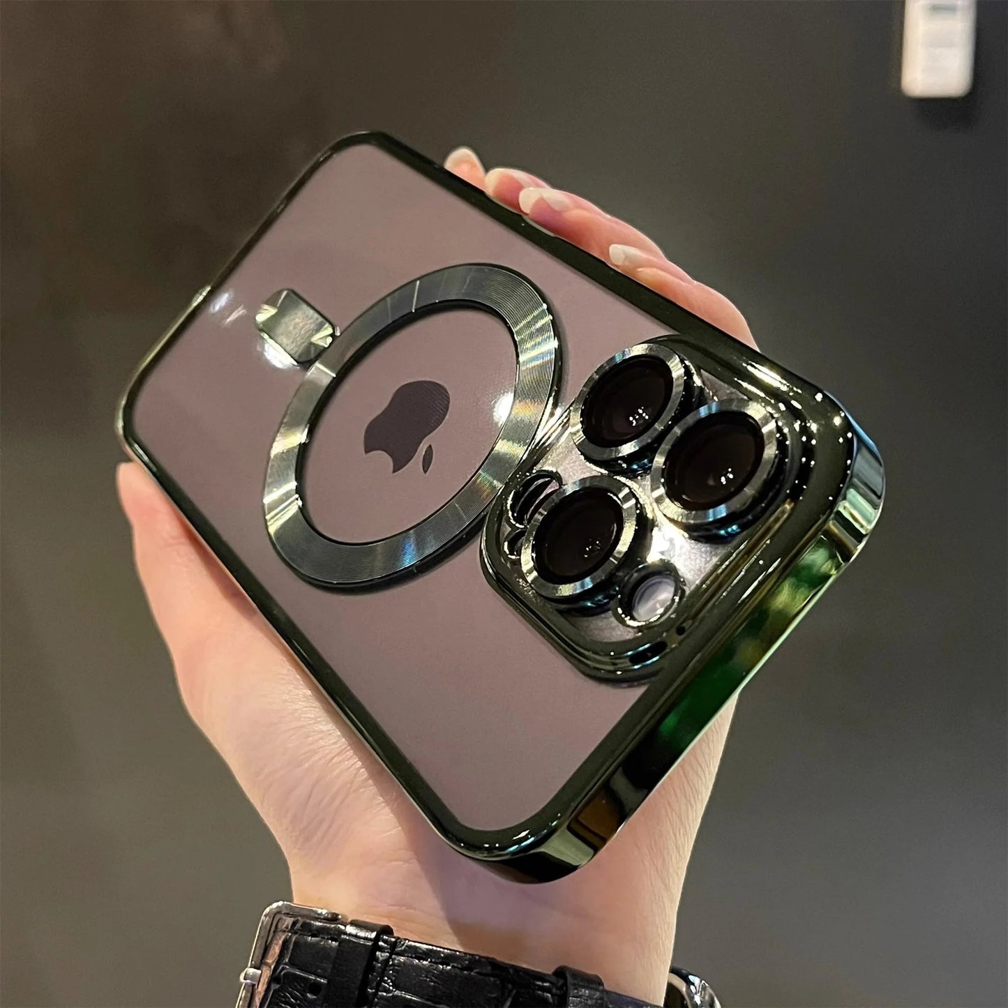 Coque Transparente Magnétique Luxe – iPhone 11 à 16 Pro Max | Compatible MagSafe & Anti-Choc🚚 Livraison rapide en 8 à 12 jours ouvrés depuis la France FelizShop
